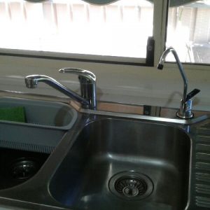 Repairing a leaking tap